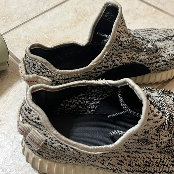 adidas YZY boost turtle dove size 10 - Picture 6 of 6